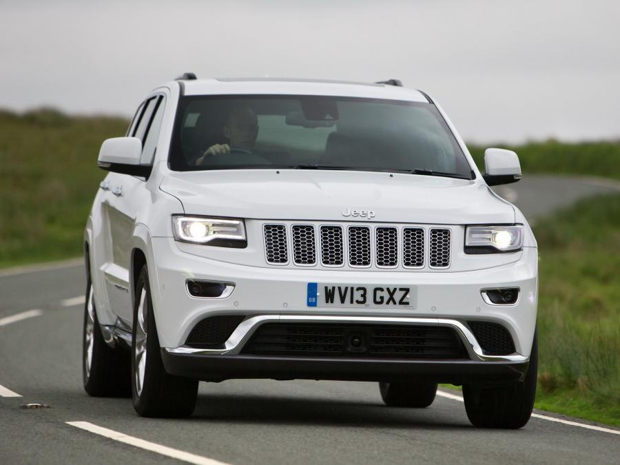  Jeep Grand Cherokee Summit 2013 года  (UK) (фото 2 из 16)